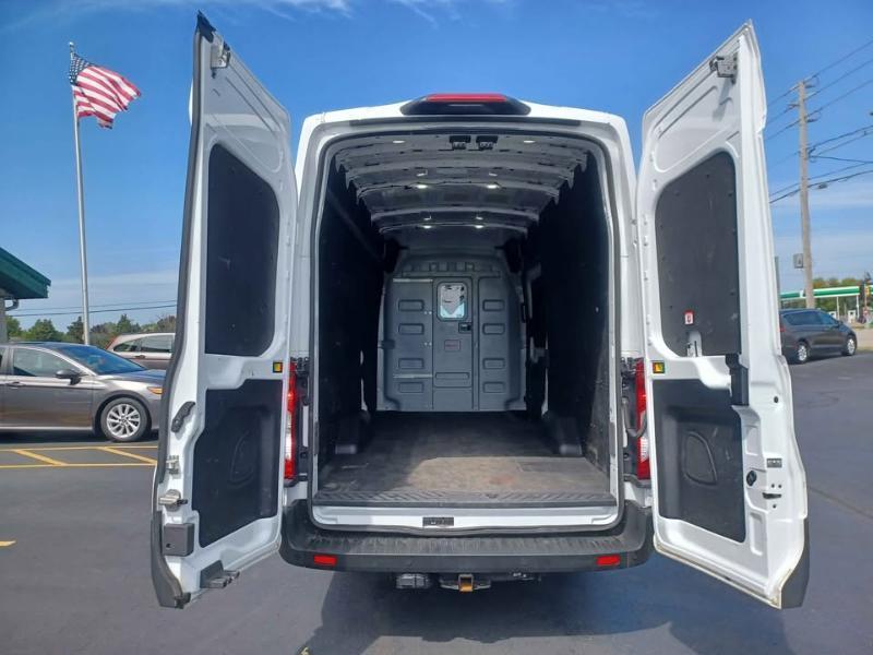 Ford Transit  2025