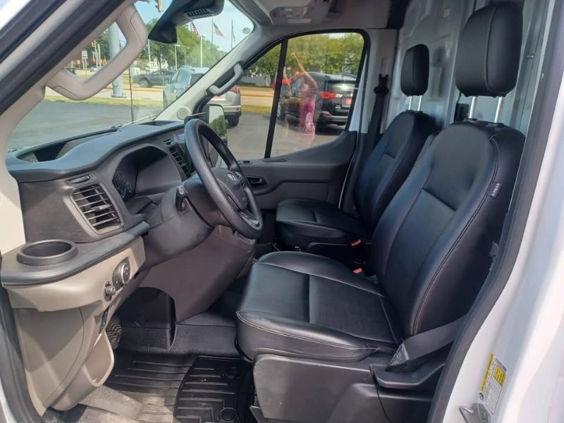 Ford Transit  2025