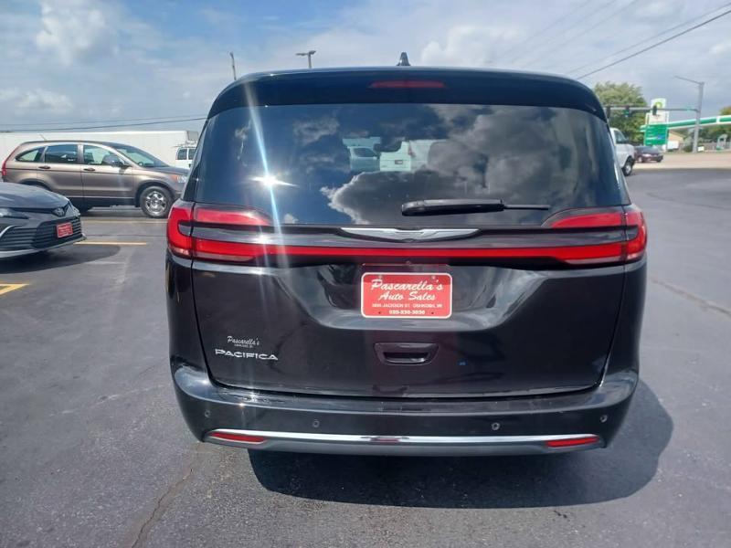 Chrysler Pacifica Touring L 2023