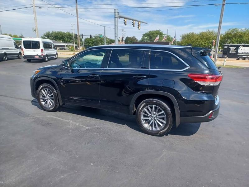 Toyota Highlander XLE 4WD 2018