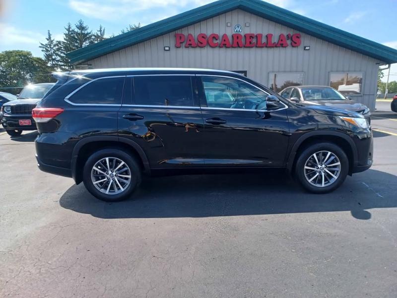 Toyota Highlander XLE 4WD 2018