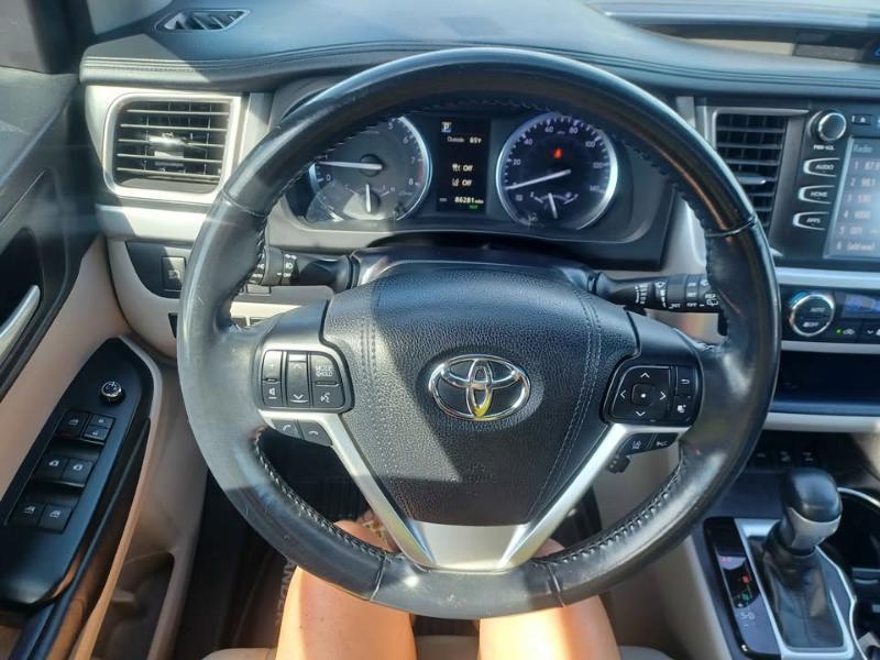 Toyota Highlander XLE 4WD 2018
