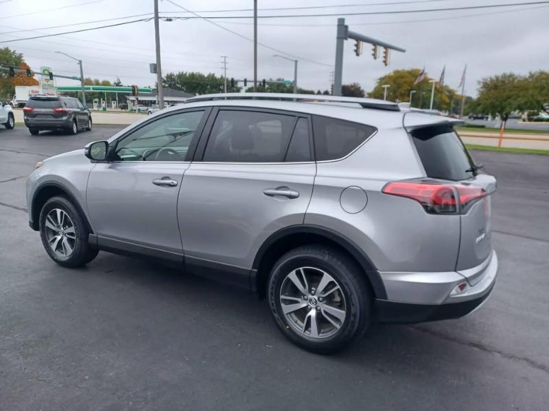 Toyota RAV4 XLE AWD 2018