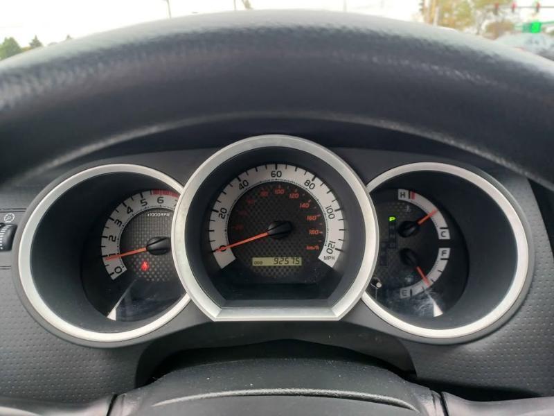 Toyota Tacoma Regular Cab 2WD 2013
