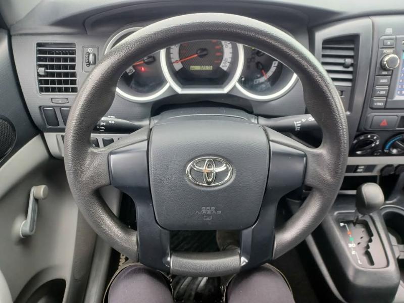 Toyota Tacoma Regular Cab 2WD 2013