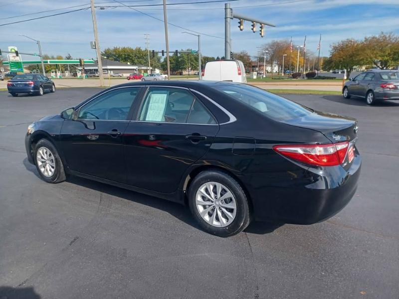 Toyota Camry LE 2016