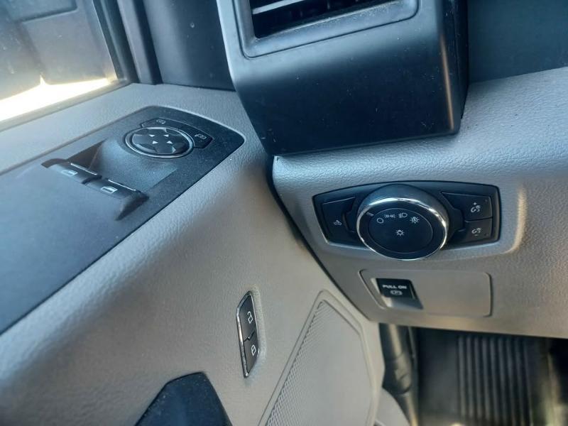 Ford F-150 XL Reg. Cab Long Bed 4WD 2019