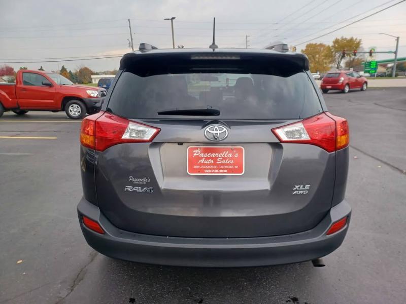 Toyota RAV4 XLE AWD 2015