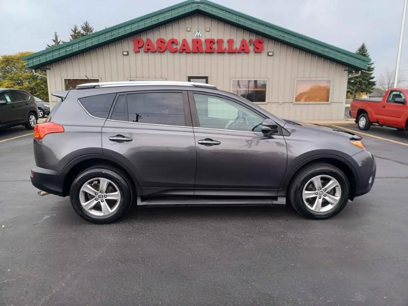 Toyota RAV4 XLE AWD 2015