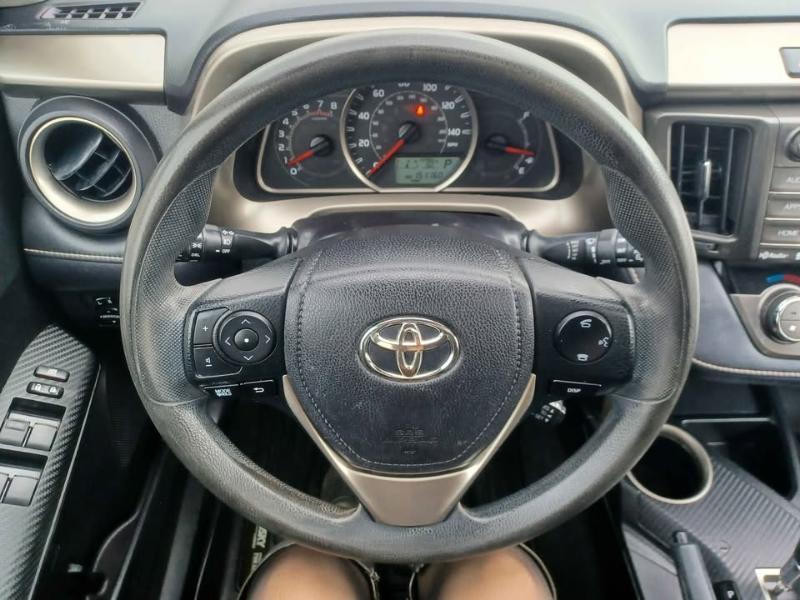 Toyota RAV4 XLE AWD 2015