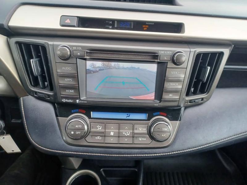 Toyota RAV4 XLE AWD 2015