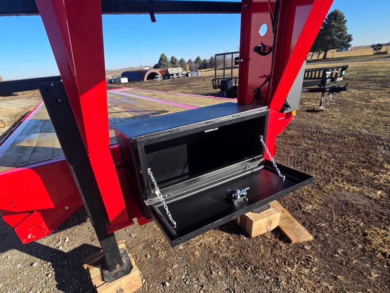 B-B Trailer Equipment Trailer  2026