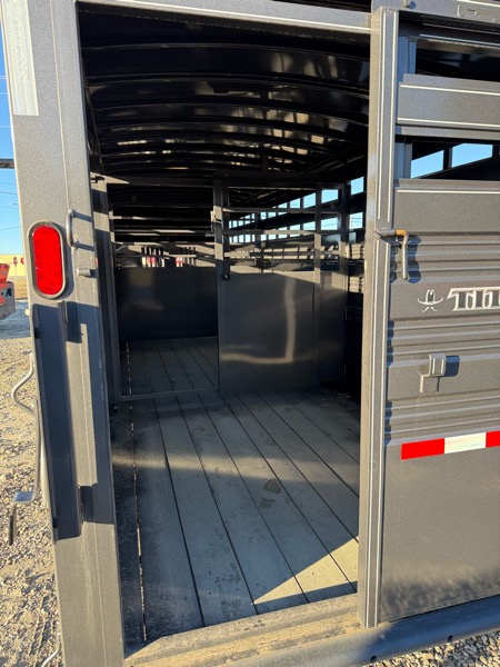 Titan Trailer Mfg, Inc. Livestock  2025