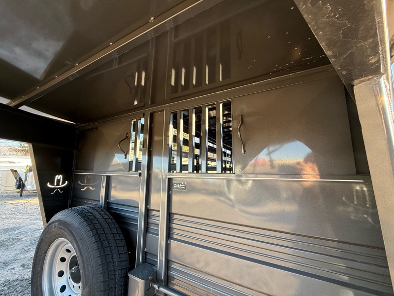 Titan Trailer Mfg, Inc. Livestock  2025