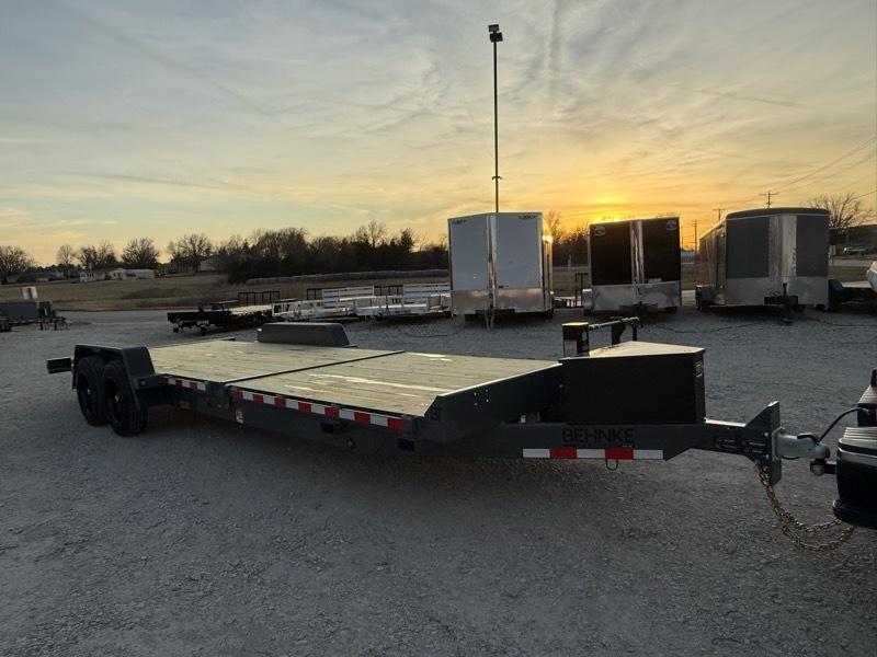 B-B Trailer Tilt Trailer  2026