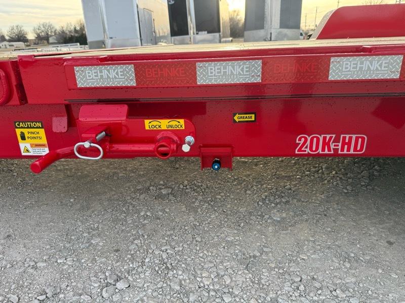 B-B Trailer Tilt Trailer  2026