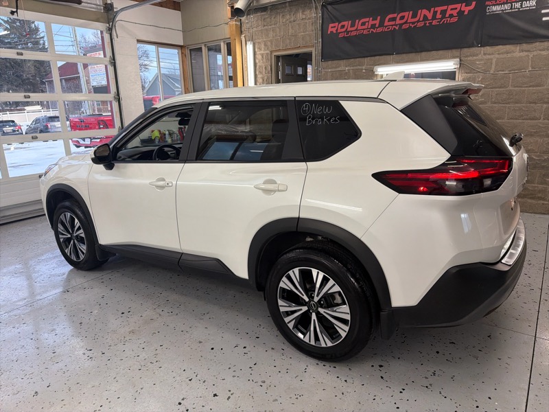 Nissan Rogue SV AWD 2022