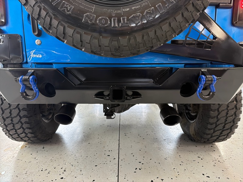 Jeep Wrangler Sahara 4WD 2015