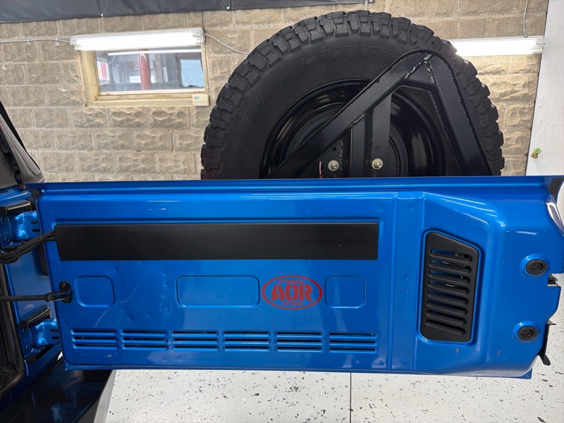 Jeep Wrangler Sahara 4WD 2015