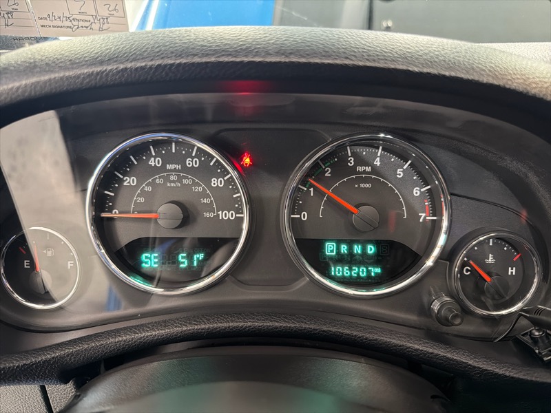 Jeep Wrangler Sahara 4WD 2015