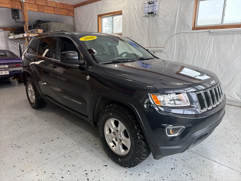 Jeep Grand Cherokee Laredo 4WD 2016