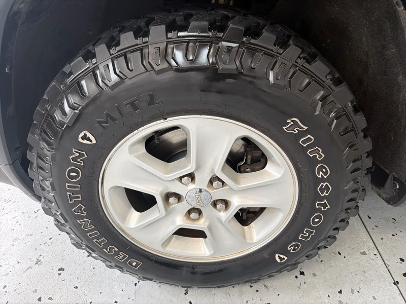 Jeep Grand Cherokee Laredo 4WD 2016