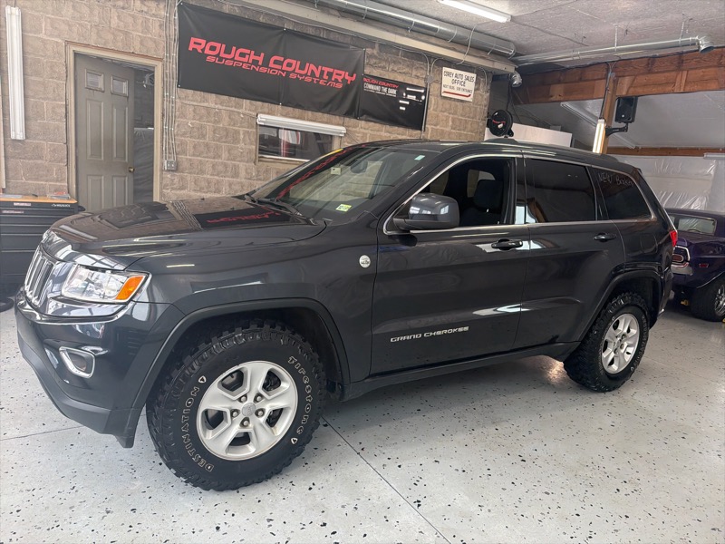 Jeep Grand Cherokee Laredo 4WD 2016