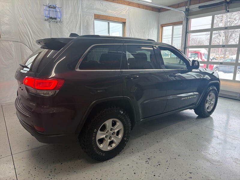 Jeep Grand Cherokee Laredo 4WD 2016