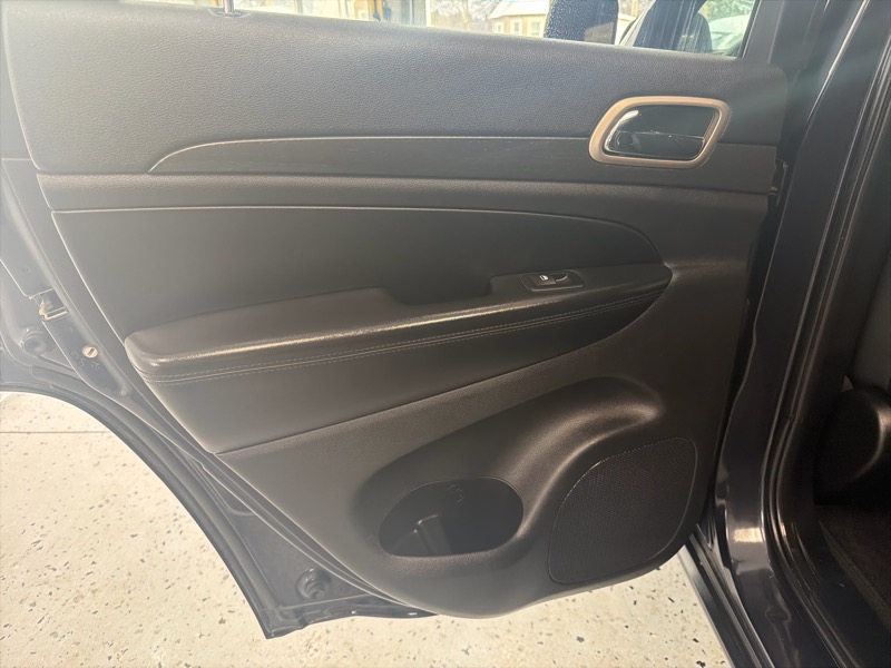 Jeep Grand Cherokee Laredo 4WD 2016