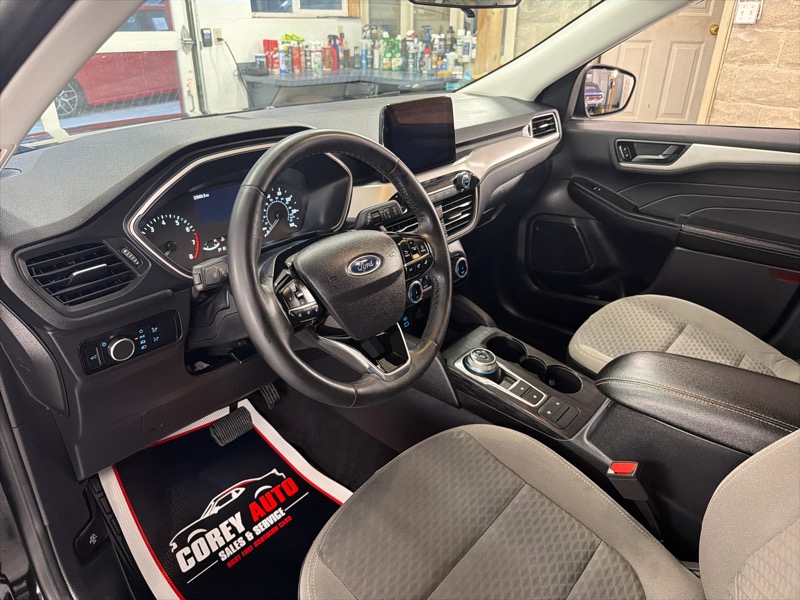 Ford Escape SE AWD 2022