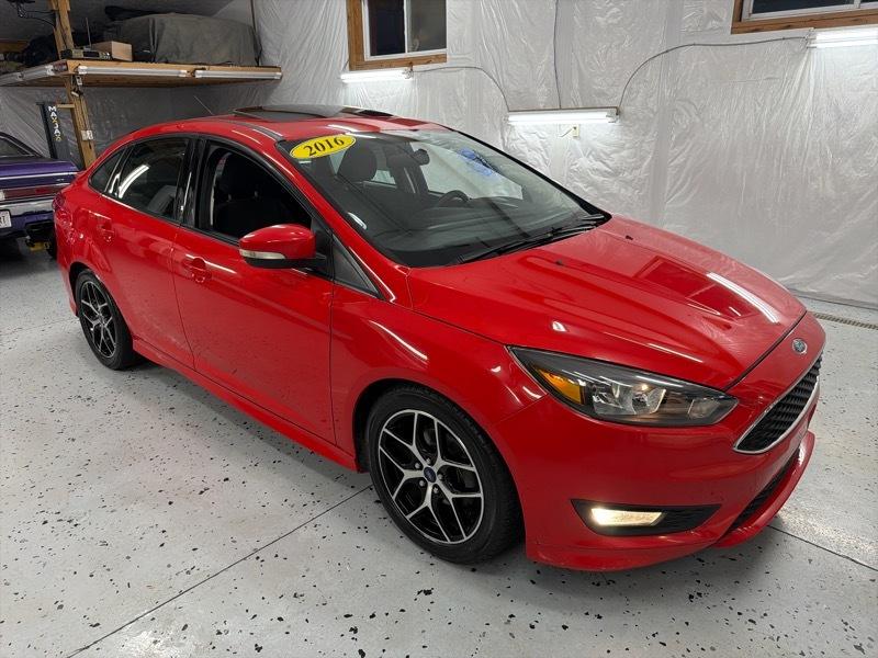 Ford Focus SE Sedan 2016