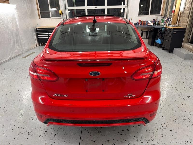 Ford Focus SE Sedan 2016