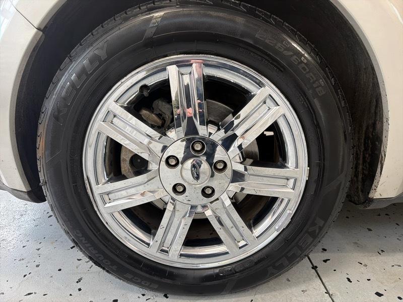 Ford Taurus X Limited FWD 2008