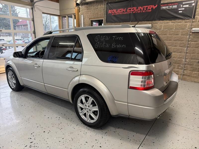 Ford Taurus X Limited FWD 2008