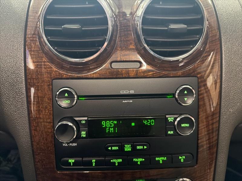 Ford Taurus X Limited FWD 2008