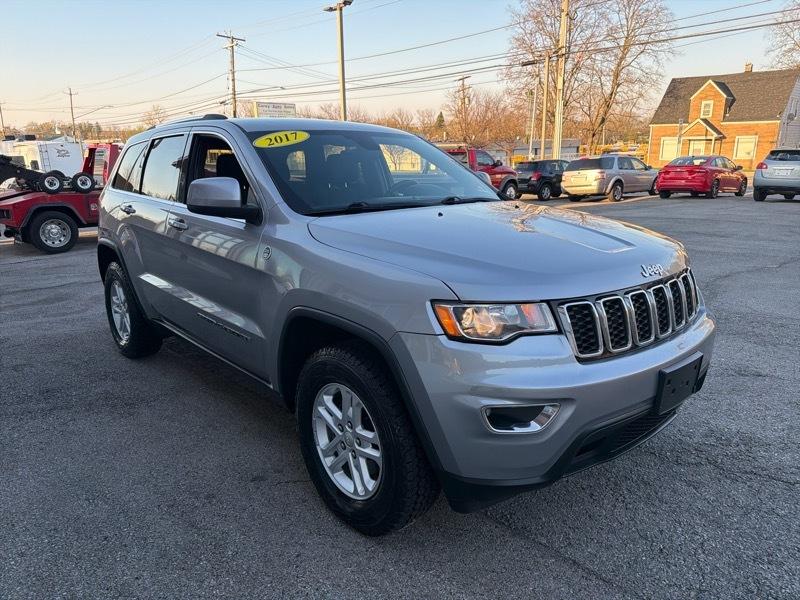 Jeep Grand Cherokee Laredo 4WD 2017