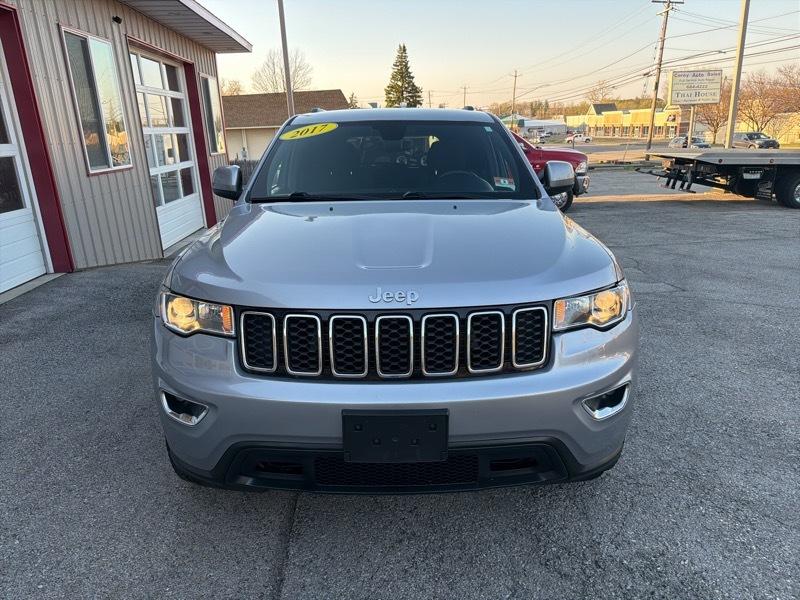 Jeep Grand Cherokee Laredo 4WD 2017