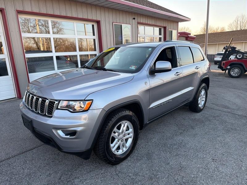 Jeep Grand Cherokee Laredo 4WD 2017