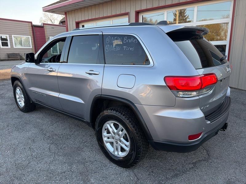 Jeep Grand Cherokee Laredo 4WD 2017