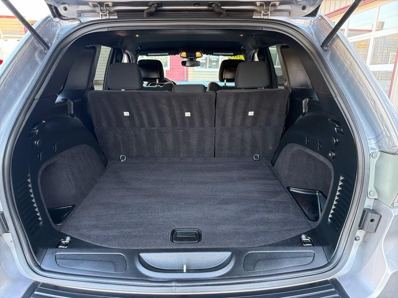 Jeep Grand Cherokee Laredo 4WD 2017