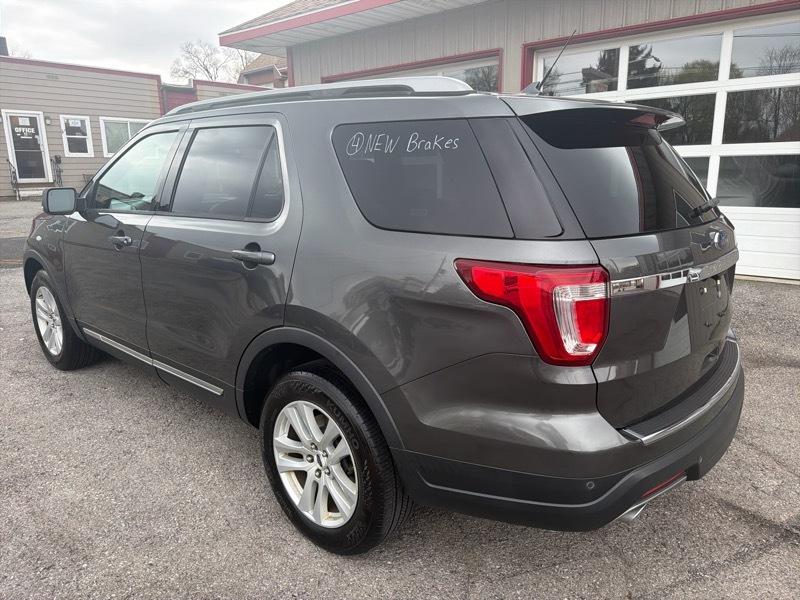 Ford Explorer XLT 4WD 2018