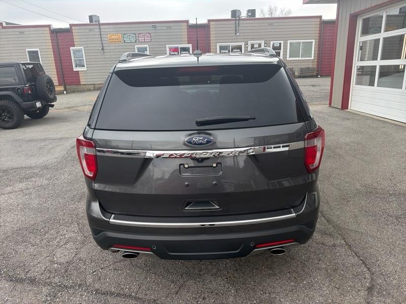 Ford Explorer XLT 4WD 2018