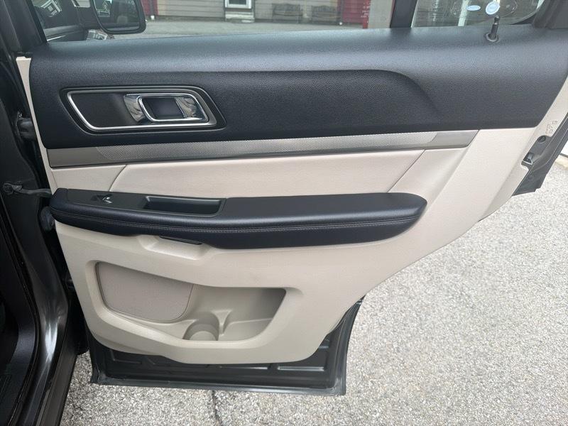 Ford Explorer XLT 4WD 2018