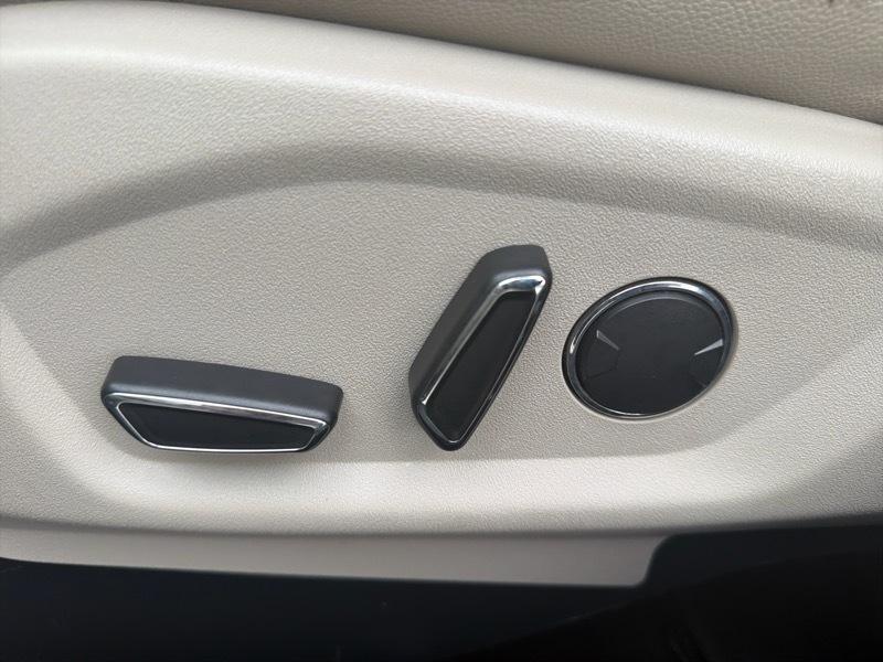 Ford Explorer XLT 4WD 2018