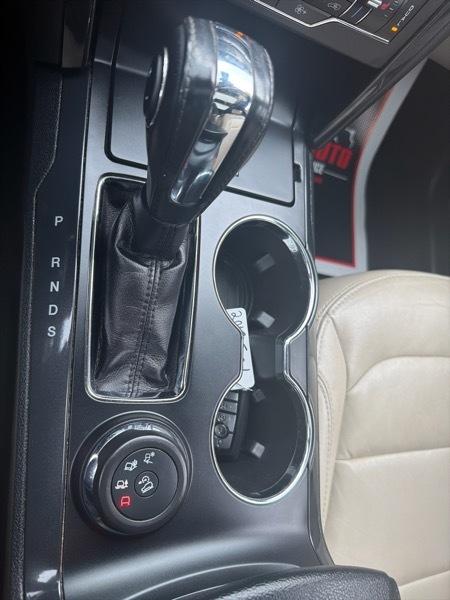 Ford Explorer XLT 4WD 2018