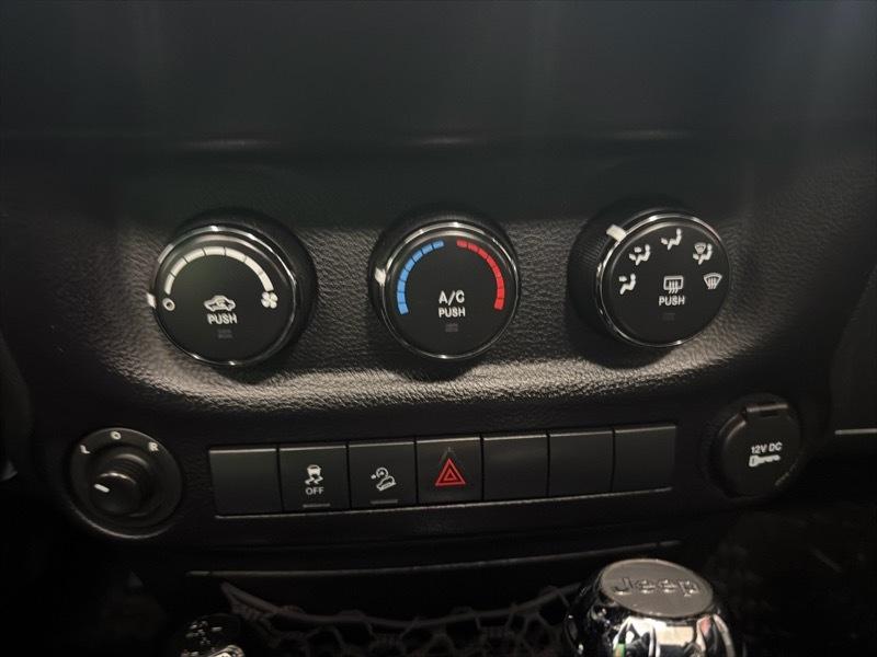 Jeep Wrangler Unlimited 80th Anniversary 4x4 2016