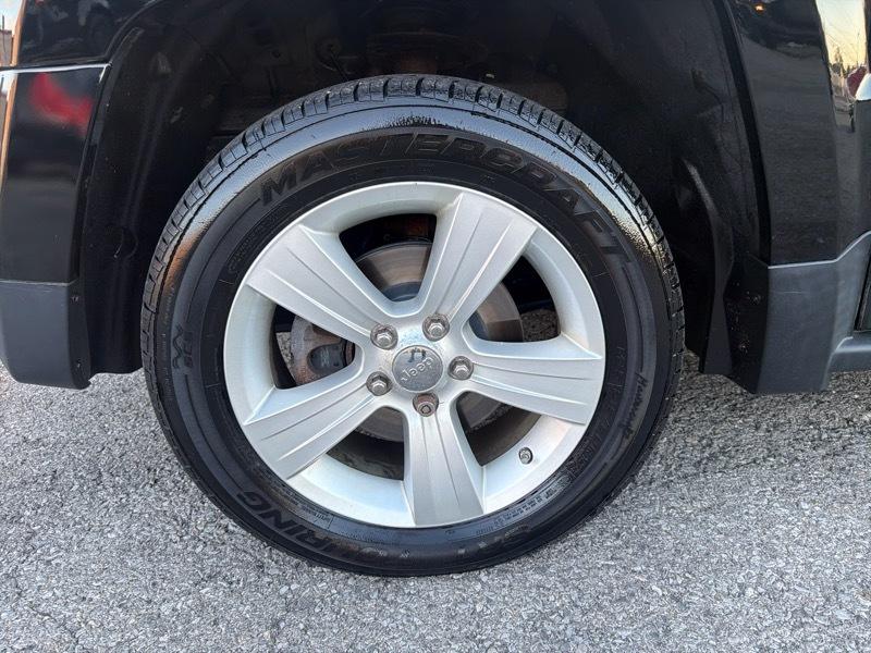 Jeep Patriot Latitude FWD 2012