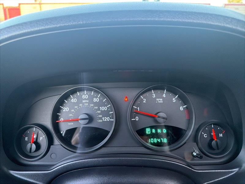 Jeep Patriot Latitude FWD 2012