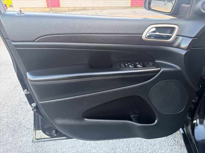 Jeep Grand Cherokee Altitude 4x4 2015