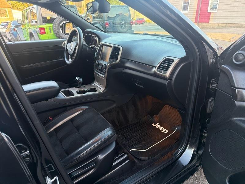 Jeep Grand Cherokee Altitude 4x4 2015